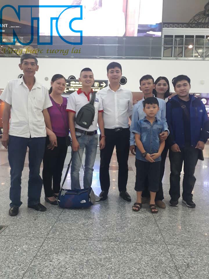 Hình ảnh các kỹ sư tại Sân bay